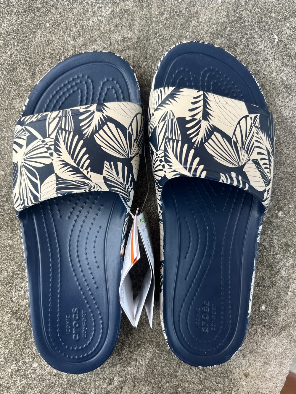CROCS 10 kadee graphic slide